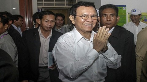 Cambodia’s electoral body weighing legality of opposition campaign slogan