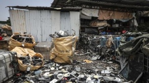 Dumping of e-waste in developing nations harms their ecosystems