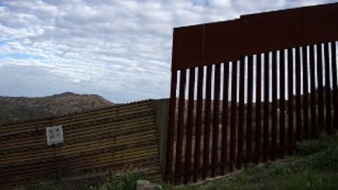 Kelly: No border wall 'from sea to shining sea'