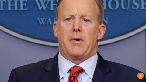 Sean Spicer says even Hitler didn’t gas his own people, before clarifying ‘my blunder’