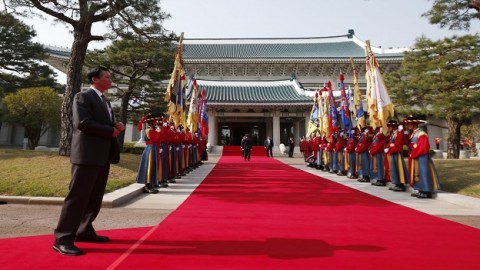 Bye-bye Blue House as new South Korean leader shuns imperial home