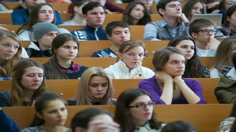 俄羅斯烏拉爾地區大學生要求繳交「關於自由主義危害」的報告