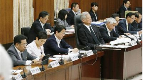 日本眾議院憲法審查會 討論教育免費