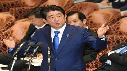 Despite evidence, Abe fights Diet calls for new probe into alleged Kake Gakuen conflict
