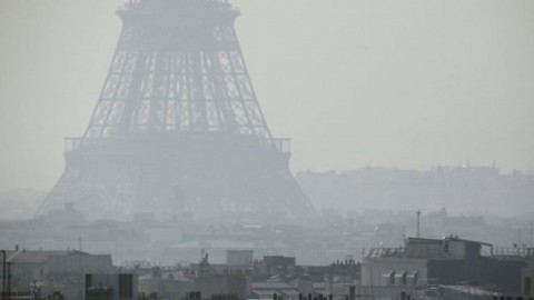 Paris pollution victim sues France for bad air