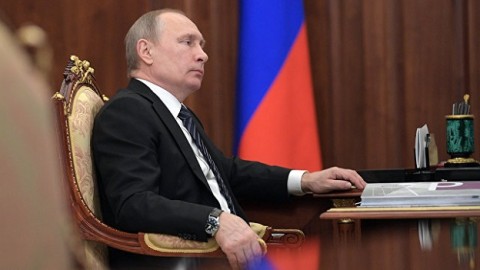 俄羅斯總統普京認為，民主必須分階段落實