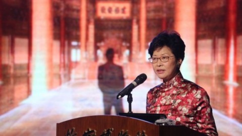香港特首稱要阻絕港獨 從小灌輸「我是中國人」觀念