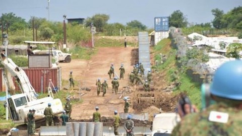 兩敗俱傷 南蘇丹內戰重創油田城鎮
