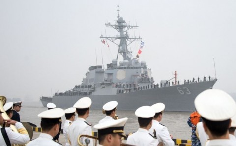 美軍在西沙群島周圍執行「航行自由」任務，中國立即反彈