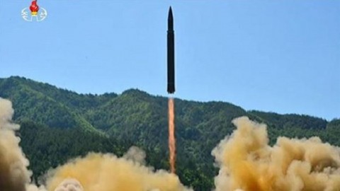 北韓發射洲際彈道導彈 現在正是國際團結一致的時候