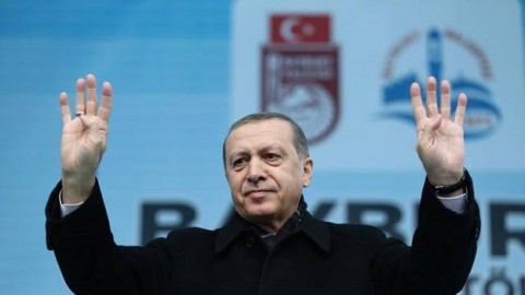 土耳其總統放狠話　揚言把叛國者砍頭