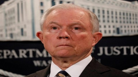 Jeff Sessions to increase US police powers to seize cash and property from suspects