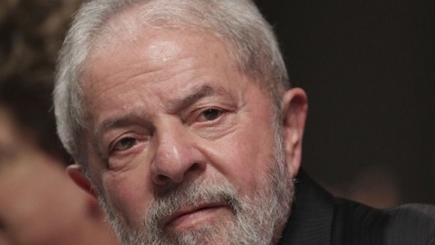 社論-巴西政治英雄的突然垮台