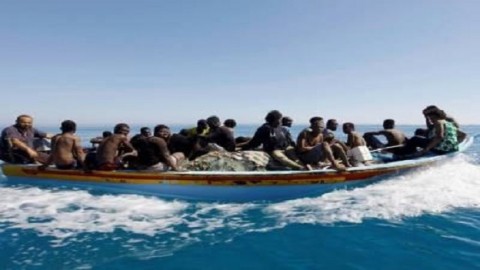 Italy begins naval mission to help Libya curb migrant flows