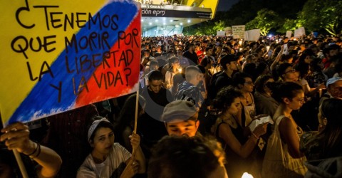Según la Defensoría del Pueblo, los departamentos en los cuales han asesinado más líderes son: Cauca (84), Antioquia (49), Nariño (20), Norte de Santander (21). En julio se realizó una velatón nacional pidiendo no más homicidios de líderes.