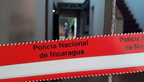 El allanamiento a la sede de la revista electrónica El Confidencial, crítica con la actual dictadura, es la última adición en una serie de vulneraciones a la libertad de prensa en Nicaragua
