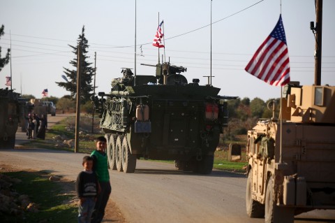 米軍、シリア完全撤退へ トランプ氏、IS打倒を宣言