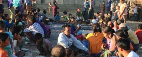 150名緬甸佛教徒逃難至孟加拉班多爾縣，被迫露宿街頭