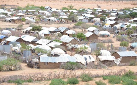 肯亞達達阿布的難民營因安保問題而產生存廢爭議/社論