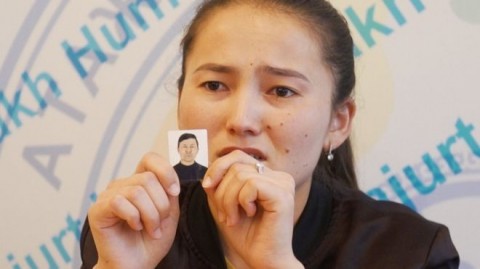 「我在那個叫做集中營的地獄度過了七天」-中國維吾爾族集中營真相遭揭露，集中營受害者女兒現身說法。