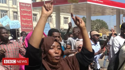 Letter from Africa: 'We're not cleaners' - sexism amid Sudan protests