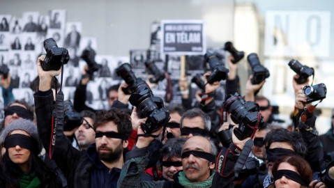 阿根廷的公共電視台員工指控目前政府對新聞的審查。