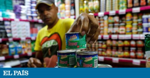 金槍魚罐頭在委內瑞拉的市場上。