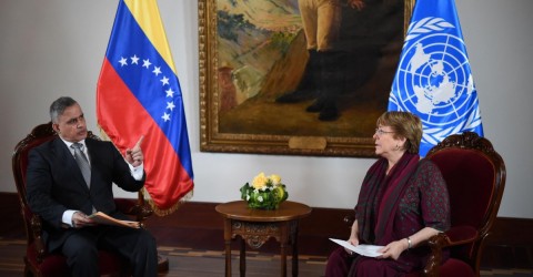 El fiscal general de Venezuela, Tarek Saab y la a alta comisionada de la ONU para los Derechos Humanos, Michelle Bachelet.