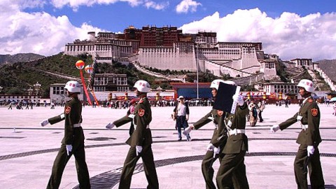 Tibetan Students, State Workers Barred From Religious Events in Lhasa