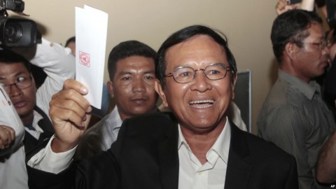 Cambodia Detained Opposition Leader Denies Treason Charges