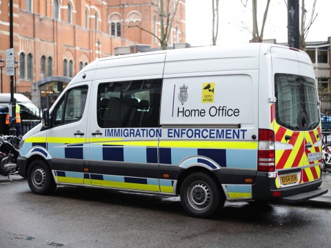 Government tells Romanian national in immigration detention to leave UK or 'end up on the streets'