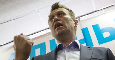 俄羅斯反對領袖Navalny決定向普京總統提出訴訟。 Navalny認為，在普京總統的命令下，地方政府沒人敢同意反對派的抗議申請。