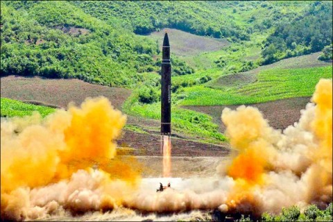 北韓研發進階版洲際飛彈 