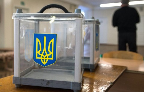 烏克蘭反對黨領袖Sergei Taruta要求修改選舉法，減少行政門檻，讓年輕人有機會進入議會。