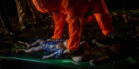 Brutal images show how the Rohingya people are being slaughtered and forced to flee Myanmar