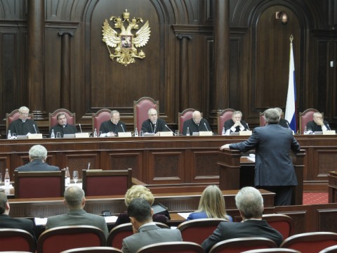 為什麼俄羅斯是歐洲人權公約締約國，但憲法法院的判決卻往往讓人跌破眼鏡，而憲法法官的觀點，常與歐洲人權法院相反？