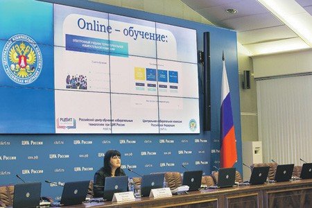 俄羅斯公民團體「聲音」表示：俄羅斯多數選務機關拒絕接受公民用網路或電郵，提出違規檢舉，這對一個自詡高科技選務國家而言，是件奇怪的事。