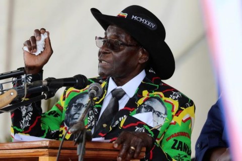 ジンバブエ「殺人暴君」が愛された理由　93歳まで大統領、国内は「それなり」に安定、発言はムチャクチャ