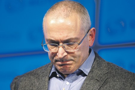 俄羅斯地區與政治研究中心主任Nikolay Petrov指出：俄羅斯當局封殺反對團體的作法，會隨著總統選舉越來越緊縮。繼封鎖網站，下一步將是追究反對團體的參與者。