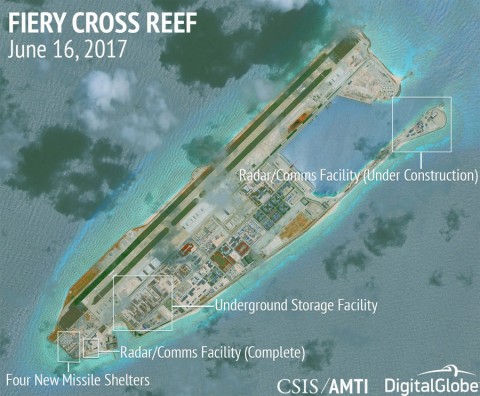 中国、南シナ海の軍事拠点化を継続