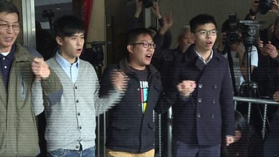 「雨傘運動」の元学生指導者に禁錮3月 収監は2回目 