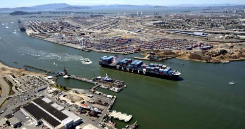 The Port of Oakland. Photo: Jane Tyska/Bang/Zuma