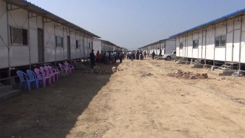 ロヒンギャ難民　受け入れ施設公開 - ミャンマー側としては受け入れ態勢が整っているとアピールする狙いもあるとみられる。 ただ、いくつかの建物はまだ完成しておらず、実際にいつ帰還が始まるかは不透明