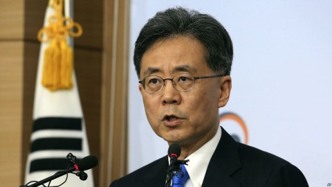South Korean Trade Minister Kim Hyun-chong speaks during a press conference at the Foreign Ministry in Seoul, South Korea, Aug. 22, 2017. (File Photo)