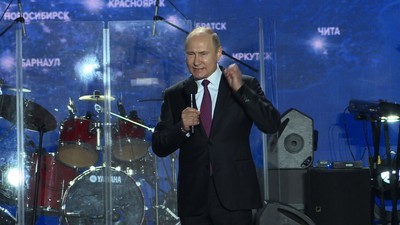 プーチン大統領、クリミアで選挙集会 - ロシアで18日に行われる大統領選挙で通算4選が確実視されているウラジーミル・プーチン大統領は14日、セバストポリで最後の選挙集会を開いた