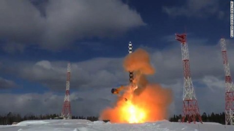 俄羅斯公開新型洲際彈道飛彈發射試驗的影像