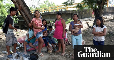 投奔哥倫比亞卻不受歡迎，委內瑞拉的原住民移民在逃離本國後滯留在邊界