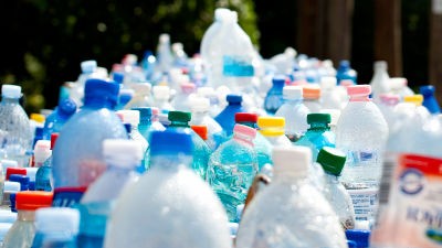 2017年底中國拒收塑膠垃圾，對世界各國明顯造成衝擊