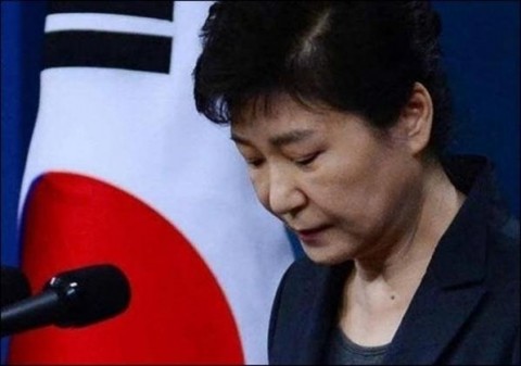朴槿惠國情院貪腐案一審判8年徒刑《朝鮮日報日文版》