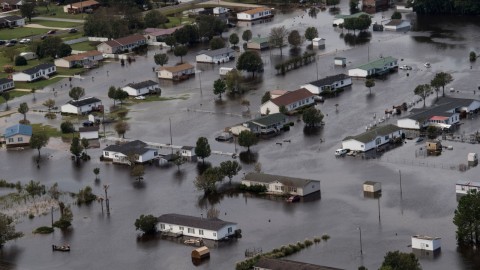 Flooding from hurricane Florence is seen in Lumberton, NC, September 17, 2018. Photo: Carolyn Van Houten/The Washington Post via Getty Images.